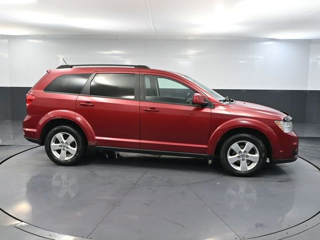 Used 2011 Dodge Journey Mainstreet w/ Safe & Sound Group video 3