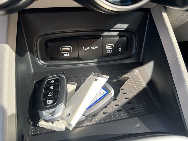 Used 2026 Hyundai Venue SEL image 34