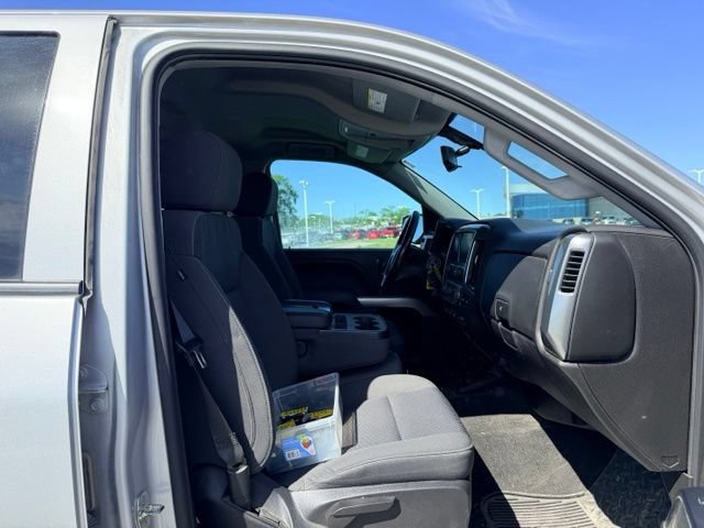 Used 2018 Chevrolet Silverado 1500 LT w/ All Star Edition AWD/4WD image 11
