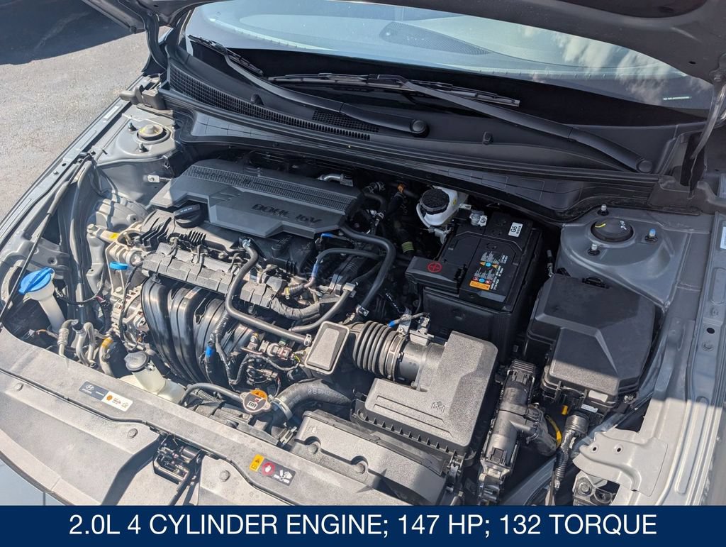 Certified 2025 Hyundai Elantra Sport FWD image 31