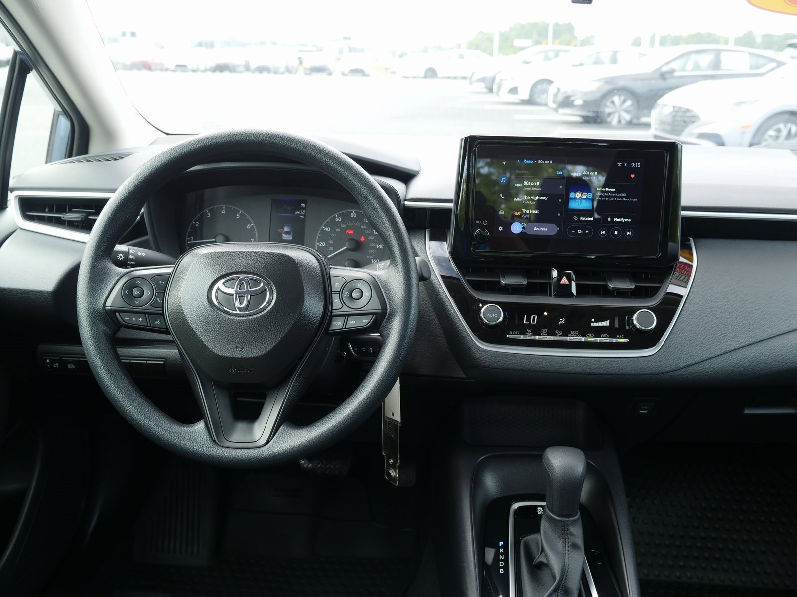 Used 2025 Toyota Corolla LE image 17