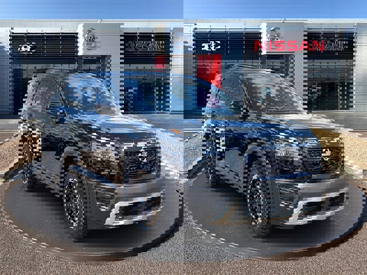 New 2025 Nissan Pathfinder Rock Creek image 3