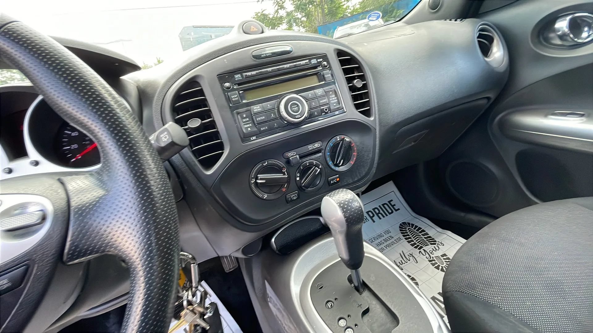 Used 2013 Nissan Juke S AWD/4WD image 14