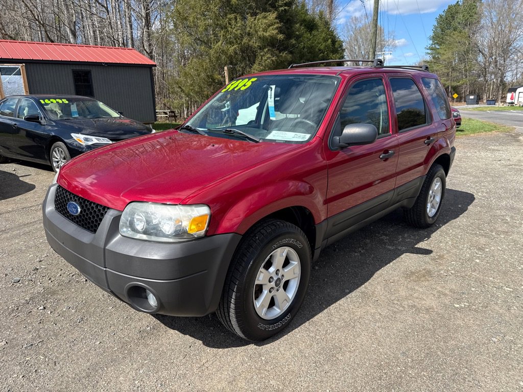 Used 2006 Ford Escape XLT image 2