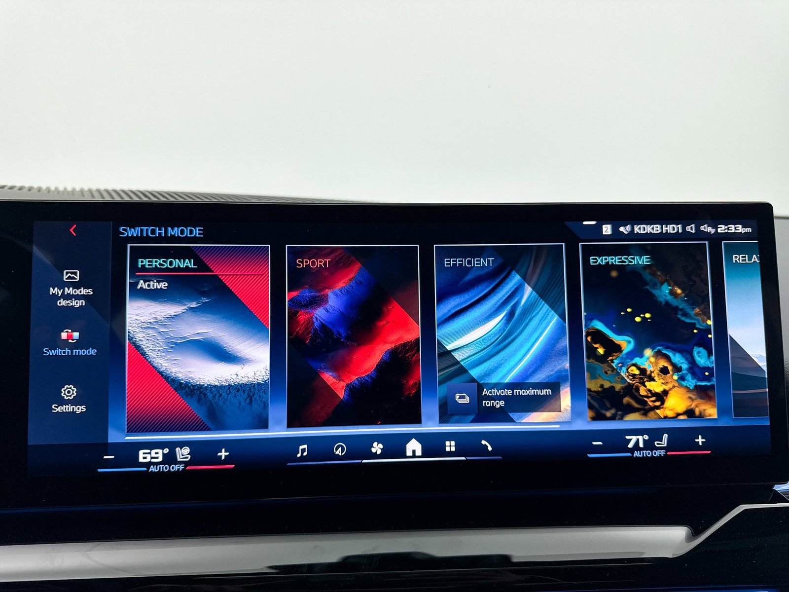 Used 2024 BMW i5 M60 w/ Premium Package image 12