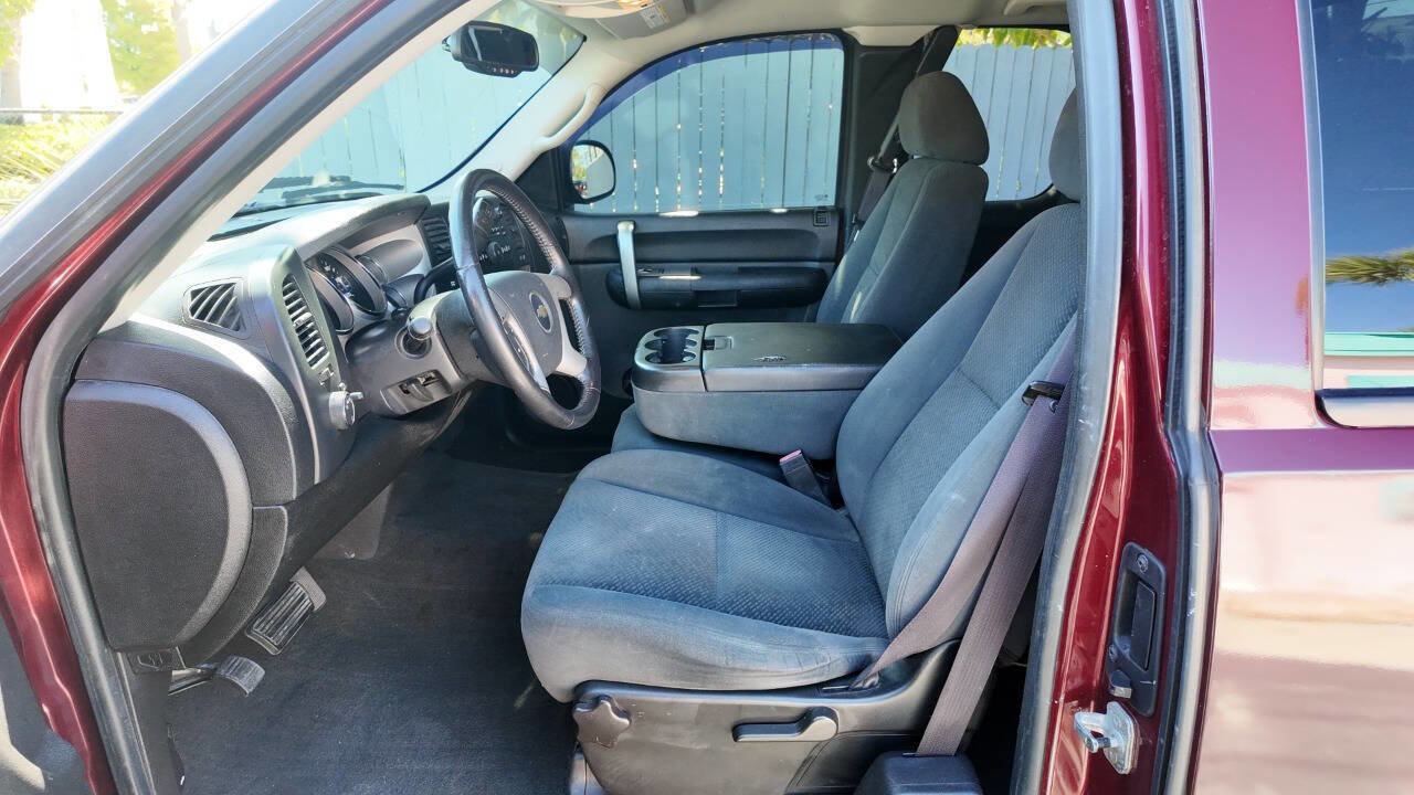 Used 2008 Chevrolet Silverado 1500 LT w/ Power Pack Plus AWD/4WD image 9