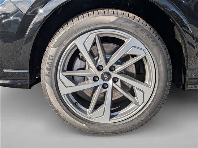 New 2025 Audi Q3 2.0T Premium image 9