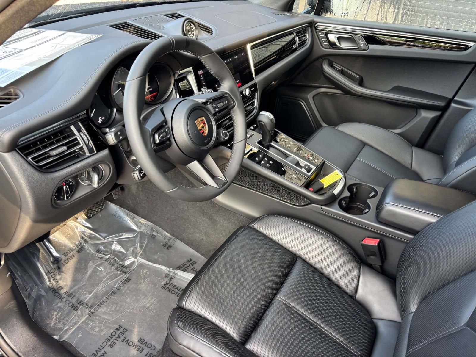 New 2026 Porsche Macan S AWD/4WD image 4