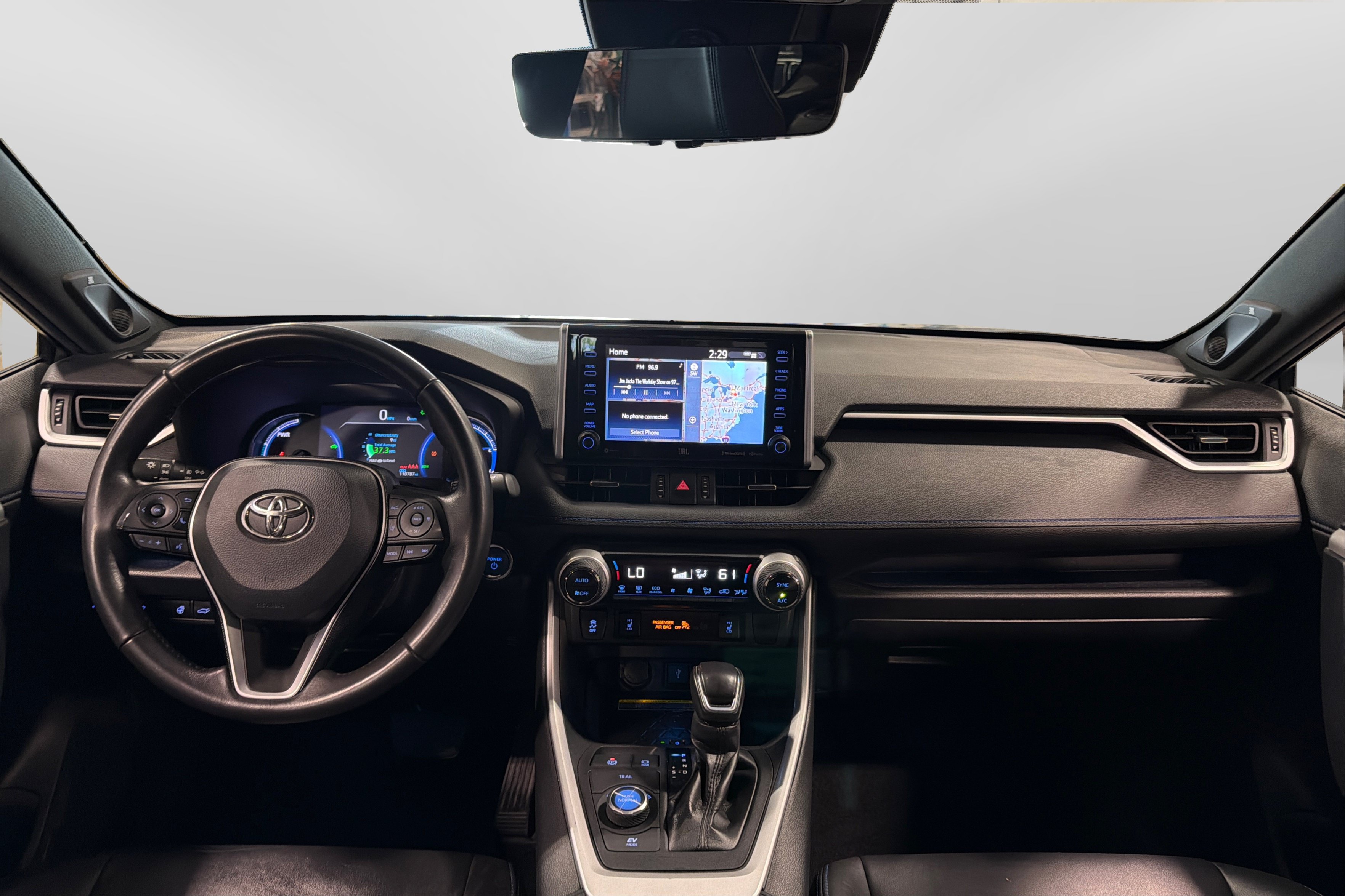 Used 2021 Toyota RAV4 XSE AWD/4WD image 21