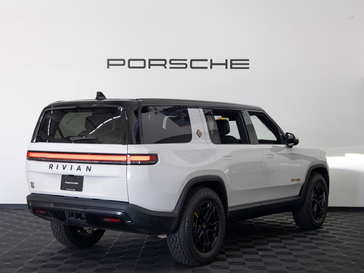 Used 2025 Rivian R1S Premium AWD/4WD image 7
