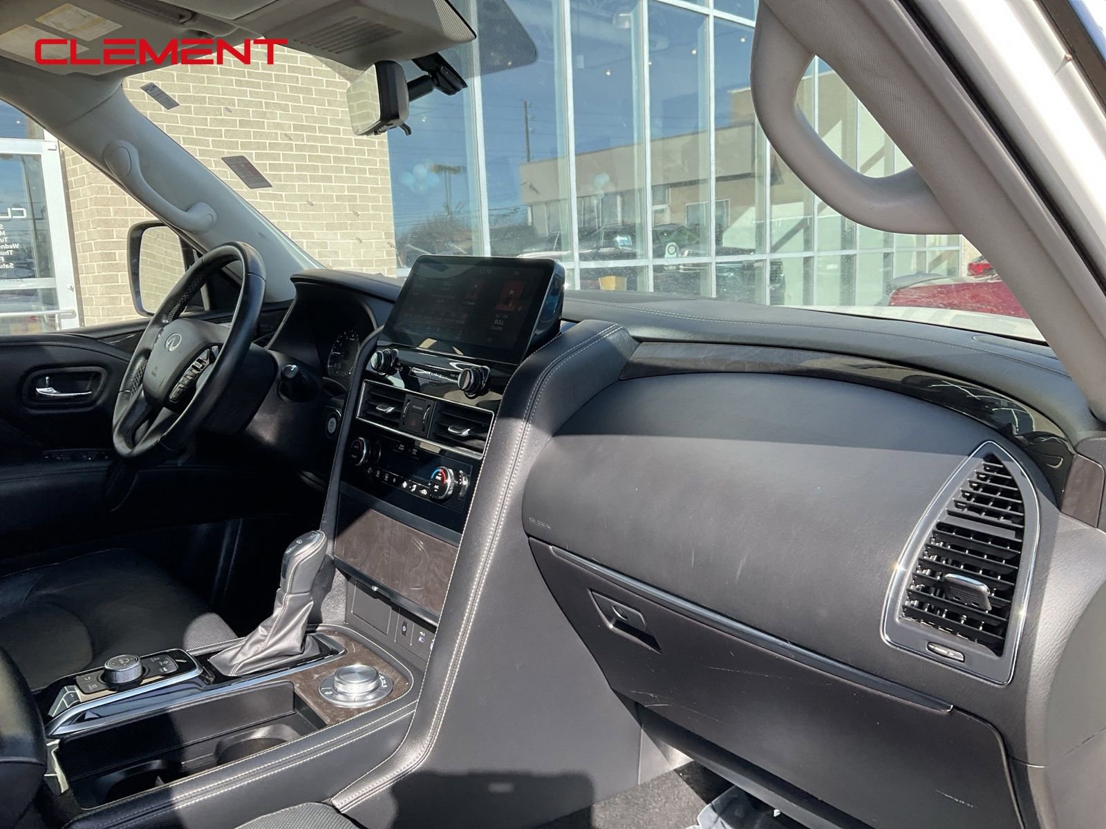 Used 2024 INFINITI QX80 Luxe image 44