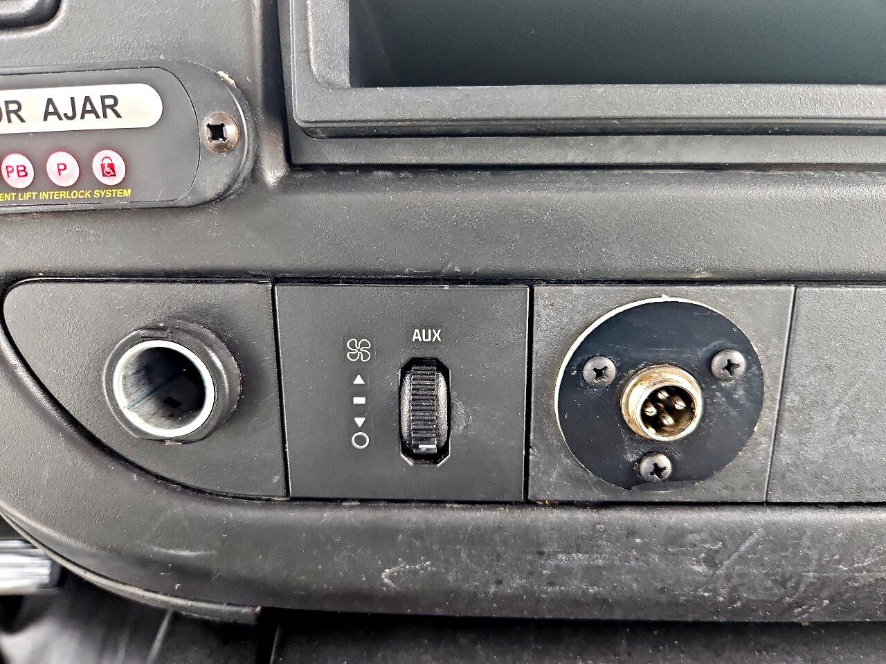 Used 2015 Chevrolet Express 3500 w/ Shuttle Bus Package image 38