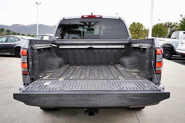 Certified 2024 Nissan Frontier SL w/ Technology Package RWD image 20