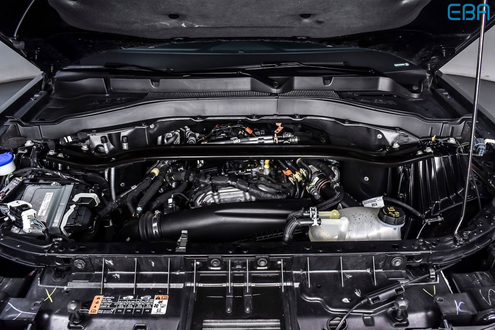 Used 2025 Ford Explorer ST-Line w/ ST-Line Street Pack image 11