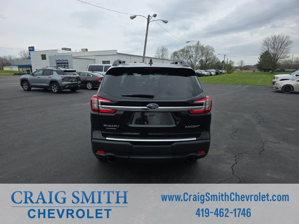 Used 2024 Subaru Ascent Premium w/ Convenience Package image 5
