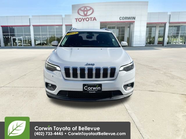 Used 2019 Jeep Cherokee Latitude w/ Popular Appearance Group image 3