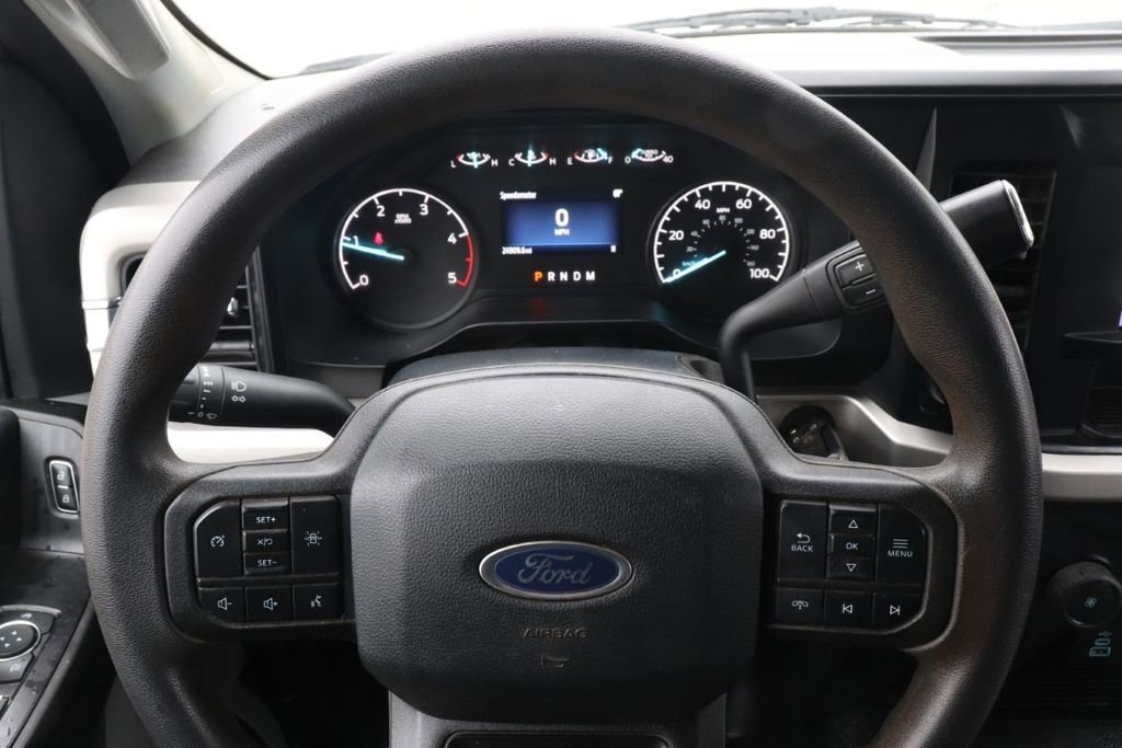 Used 2024 Ford F550 4x4 Crew Cab Super Duty image 29