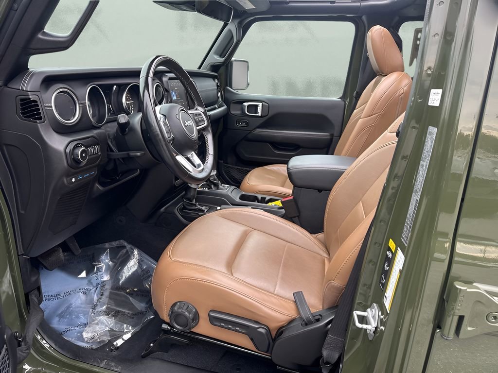 Used 2022 Jeep Wrangler Unlimited Sahara w/ Cold Weather Group image 9