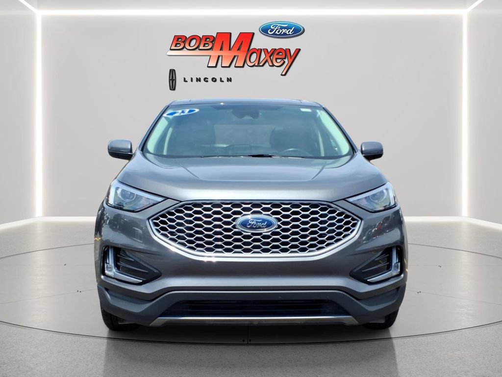 Used 2023 Ford Edge SEL w/ Convenience Package AWD/4WD image 2