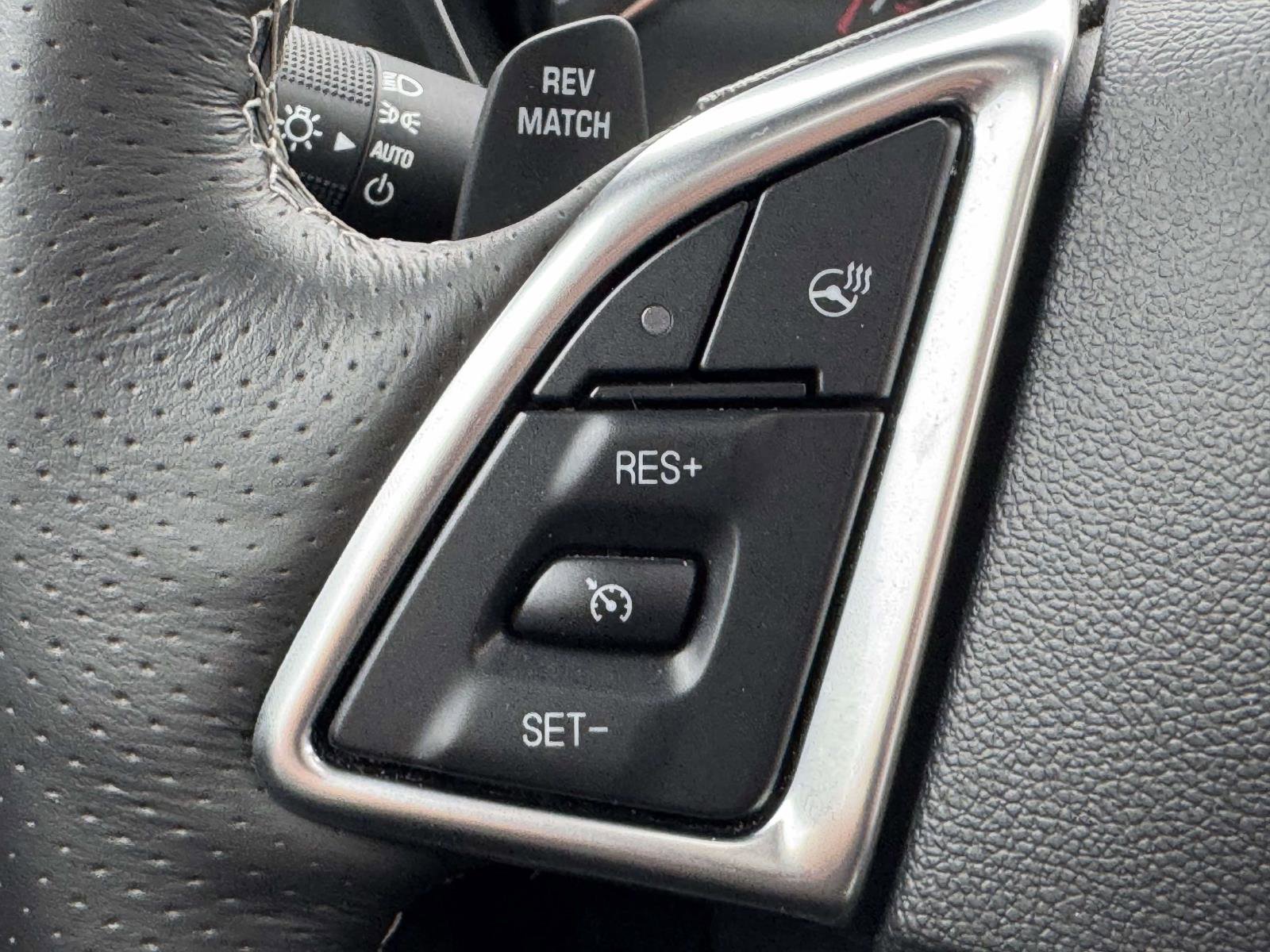 Used 2018 Chevrolet Camaro SS image 12