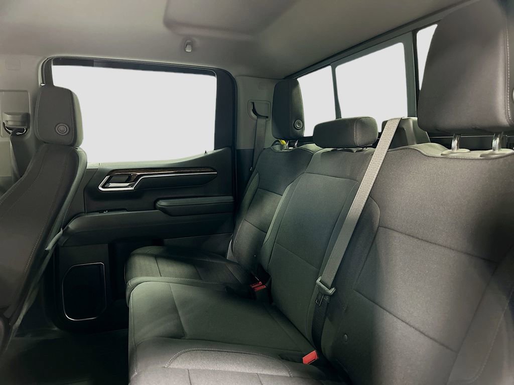 Used 2025 GMC Sierra 1500 SLE image 24
