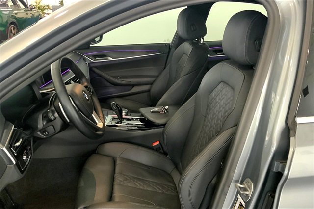 Certified 2023 BMW 540i image 24