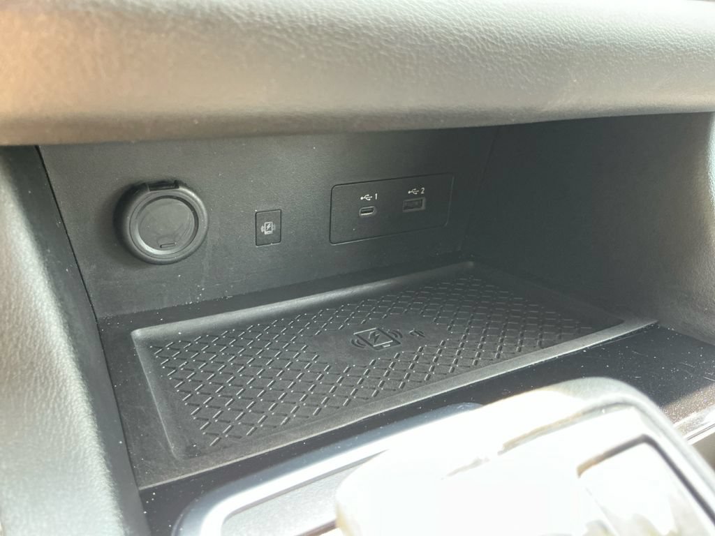 Used 2025 Nissan Pathfinder SL AWD/4WD image 27