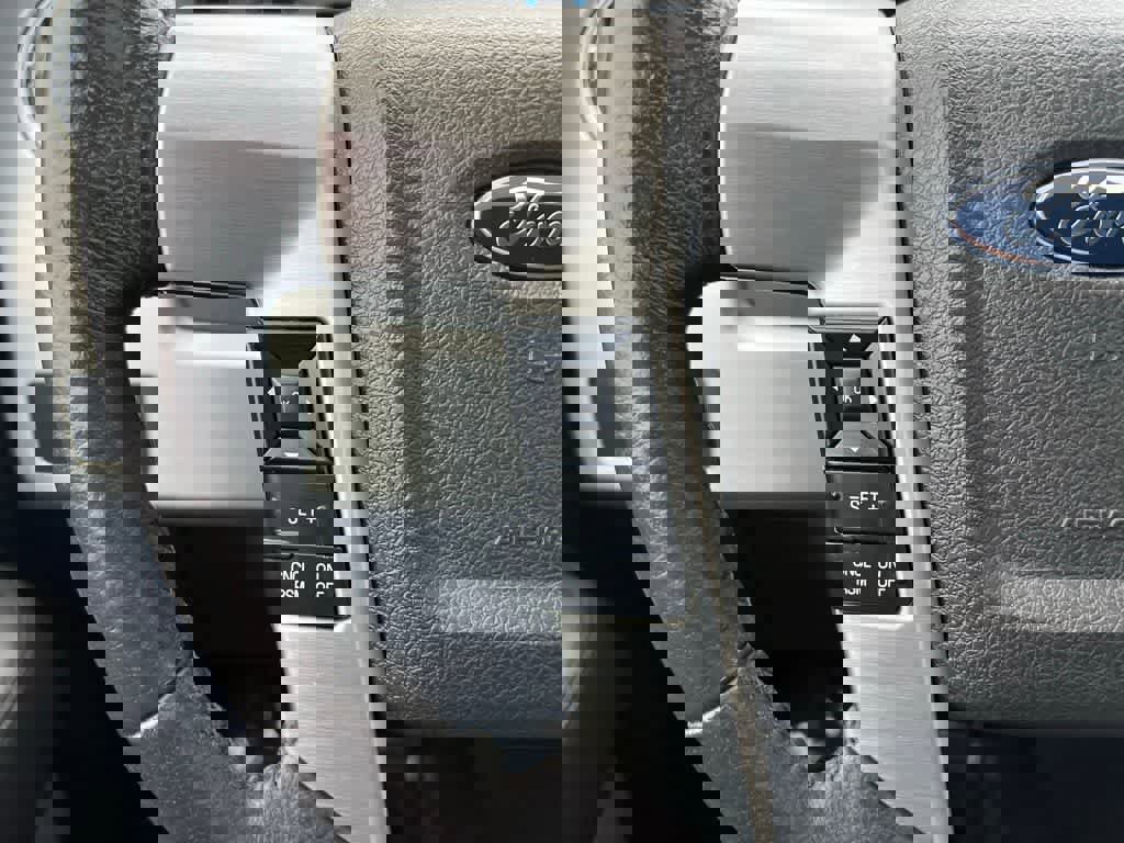 Used 2014 Ford F150 Platinum image 27