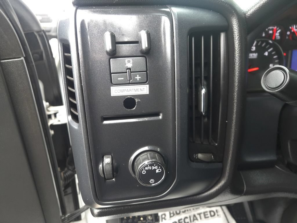 Used 2015 Chevrolet Silverado 2500 W/T AWD/4WD image 18