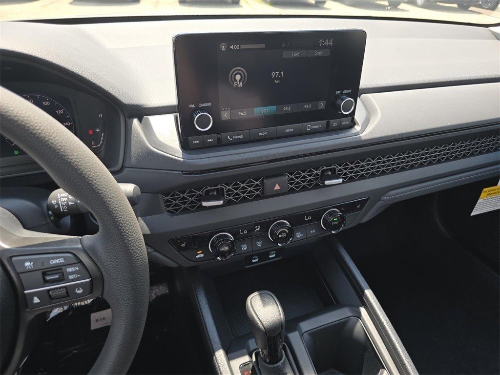 New 2025 Honda Accord SE image 29