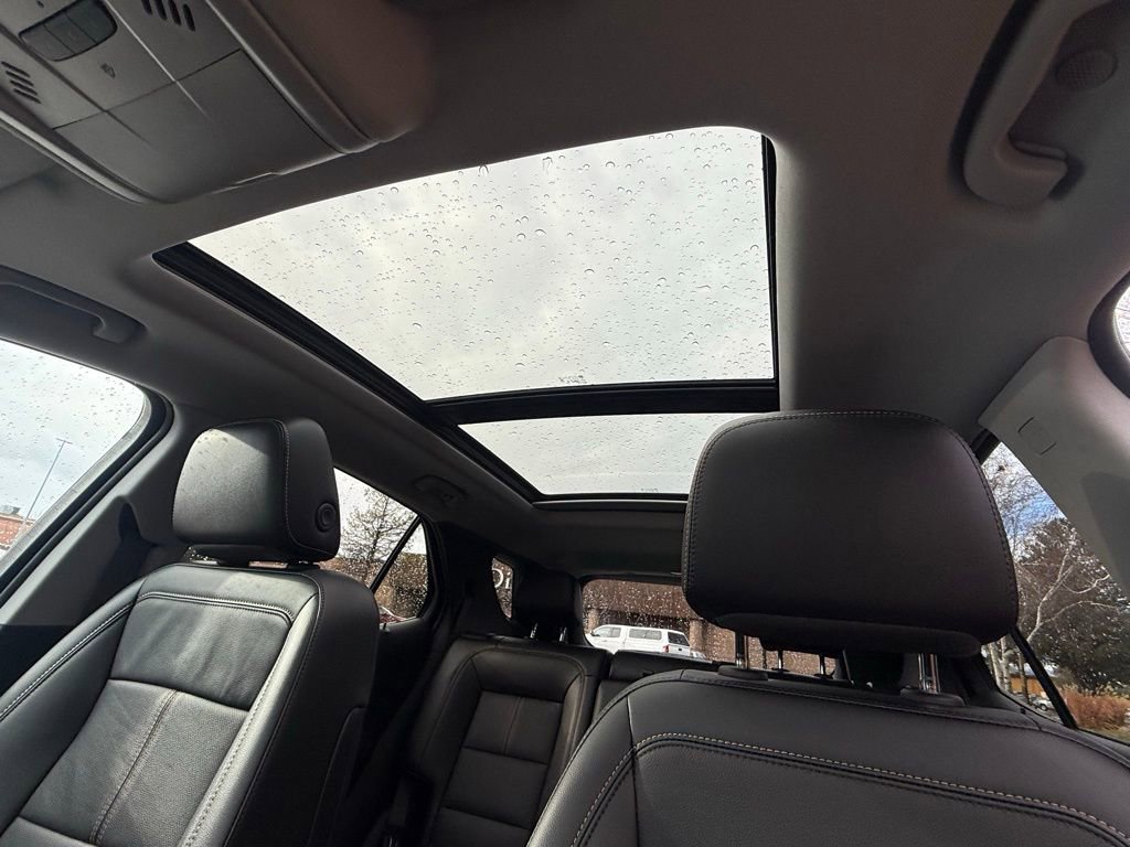 Used 2024 Chevrolet Equinox Premier image 34