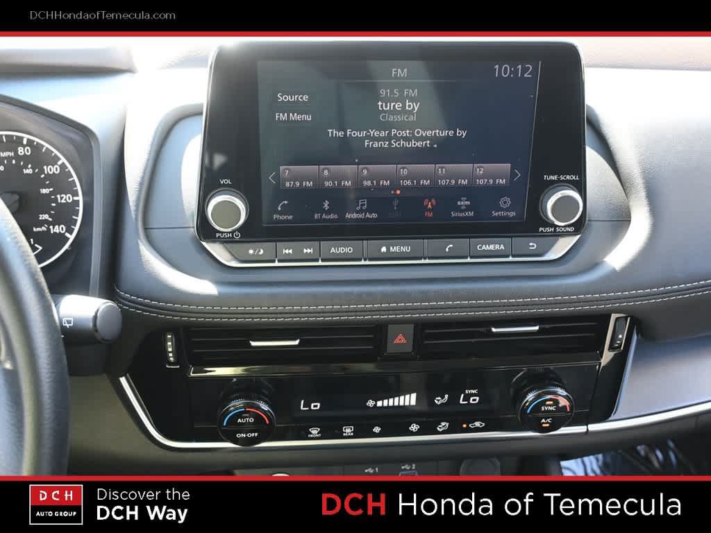 Used 2022 Nissan Rogue SV FWD image 12
