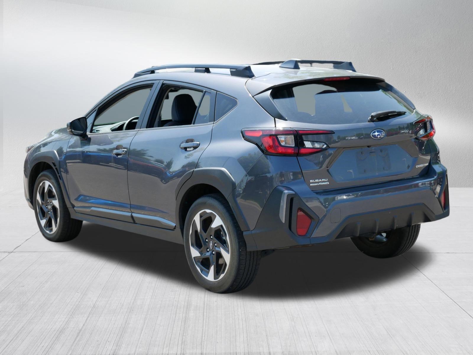 Used 2024 Subaru Crosstrek 2.5i Limited AWD/4WD image 5