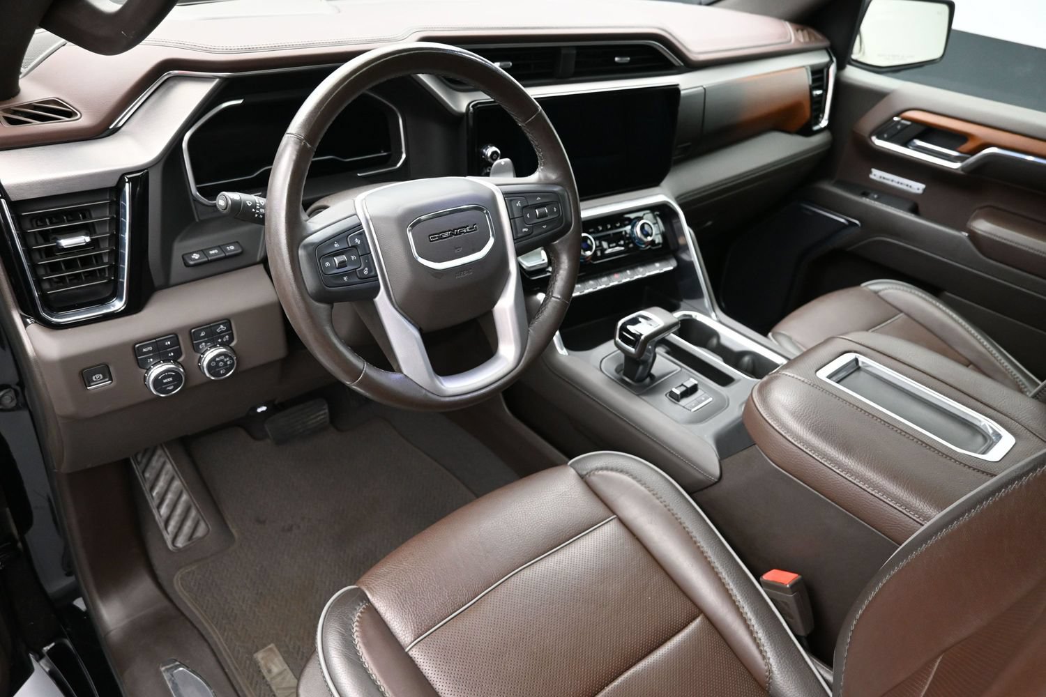 Used 2022 GMC Sierra 1500 Denali w/ Denali Reserve Package AWD/4WD image 22