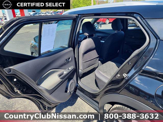 Certified 2019 Nissan Kicks SV FWD image 21