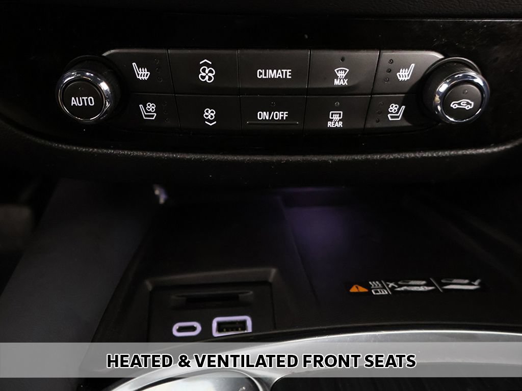 Used 2024 Buick Enclave Premium FWD image 7