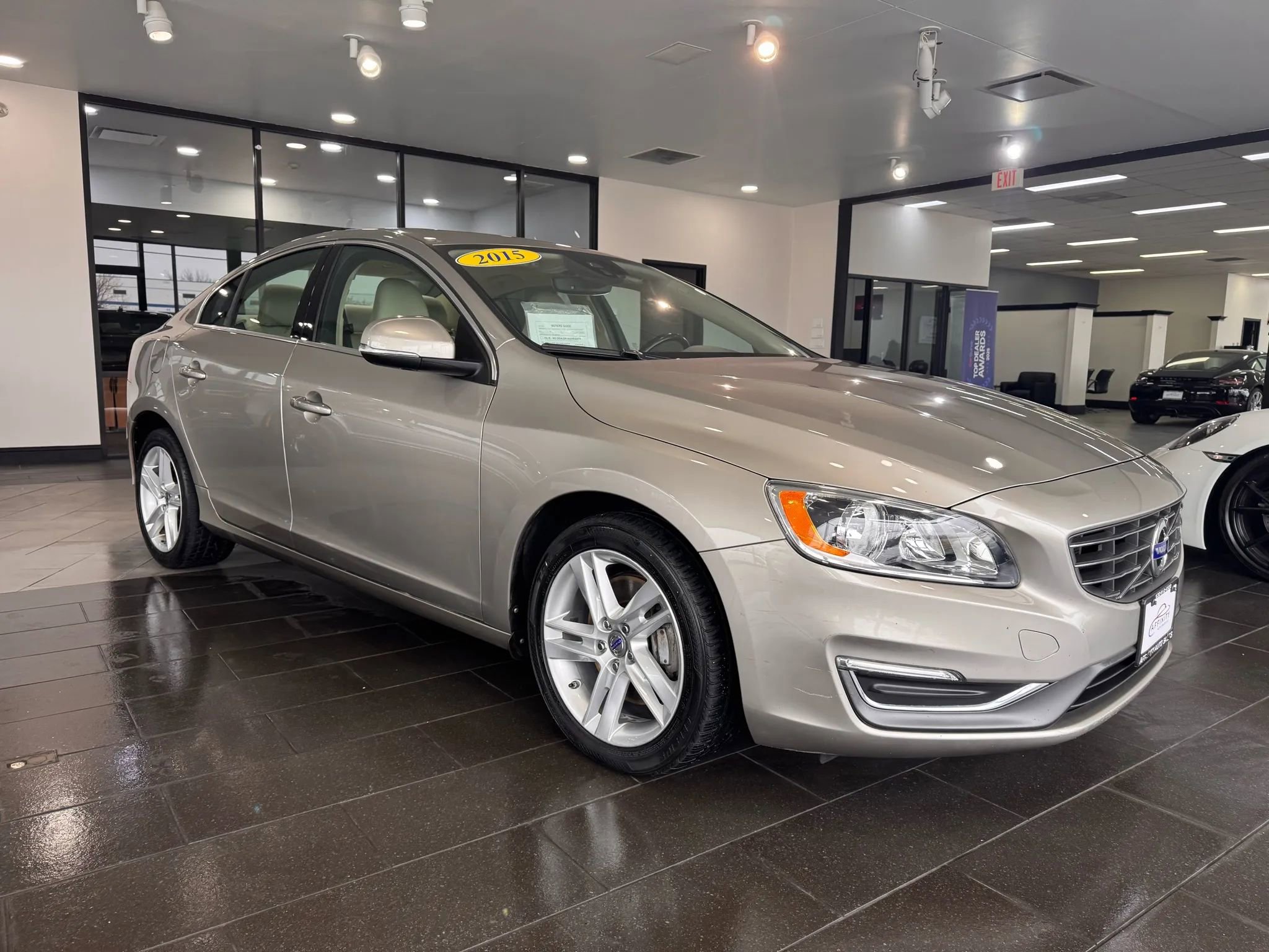 Used 2015 Volvo S60 T5 Premier image 6