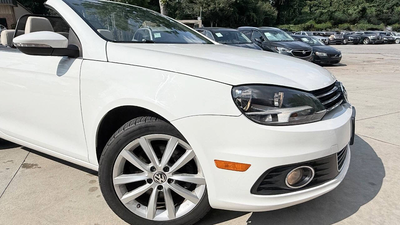 Used 2012 Volkswagen Eos Komfort FWD image 3