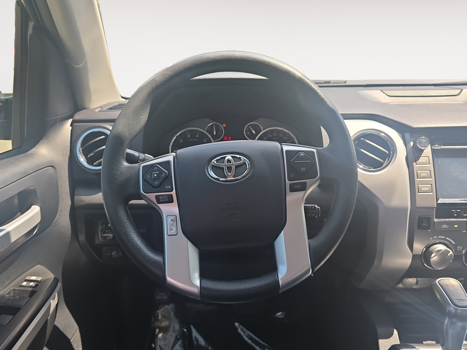 Used 2017 Toyota Tundra SR5 w/ SR5 Upgrade Package RWD image 13