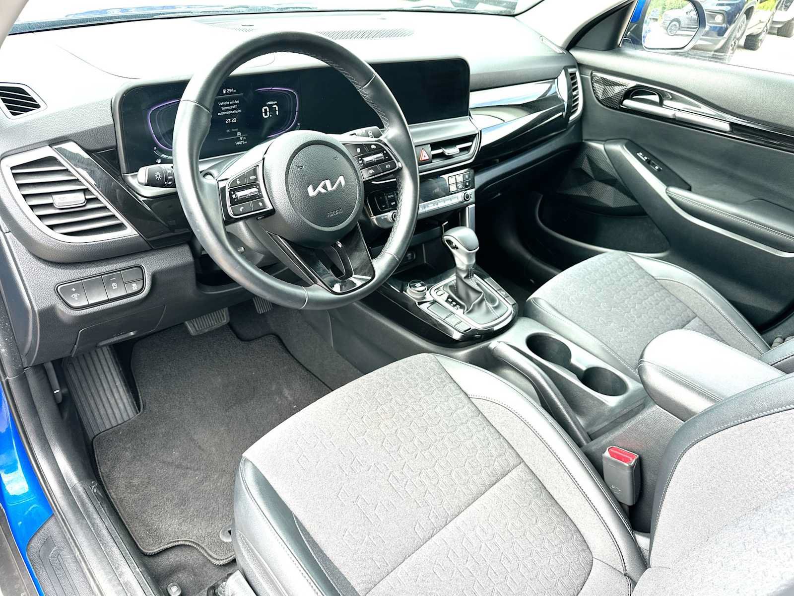 Used 2025 Kia Seltos S FWD image 18