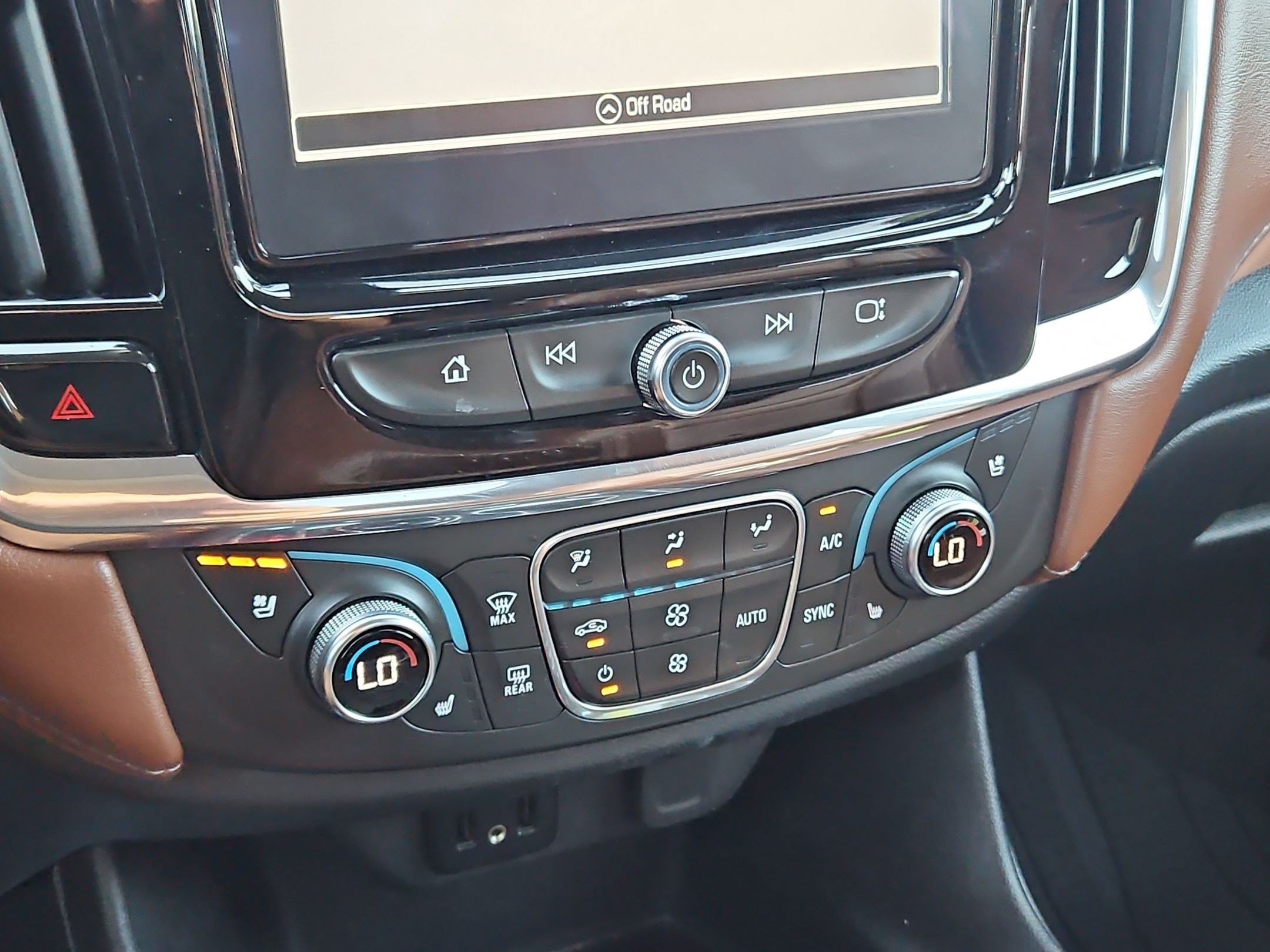 Certified 2019 Chevrolet Traverse High Country w/ LPO, Floor Liner Package AWD/4WD image 22