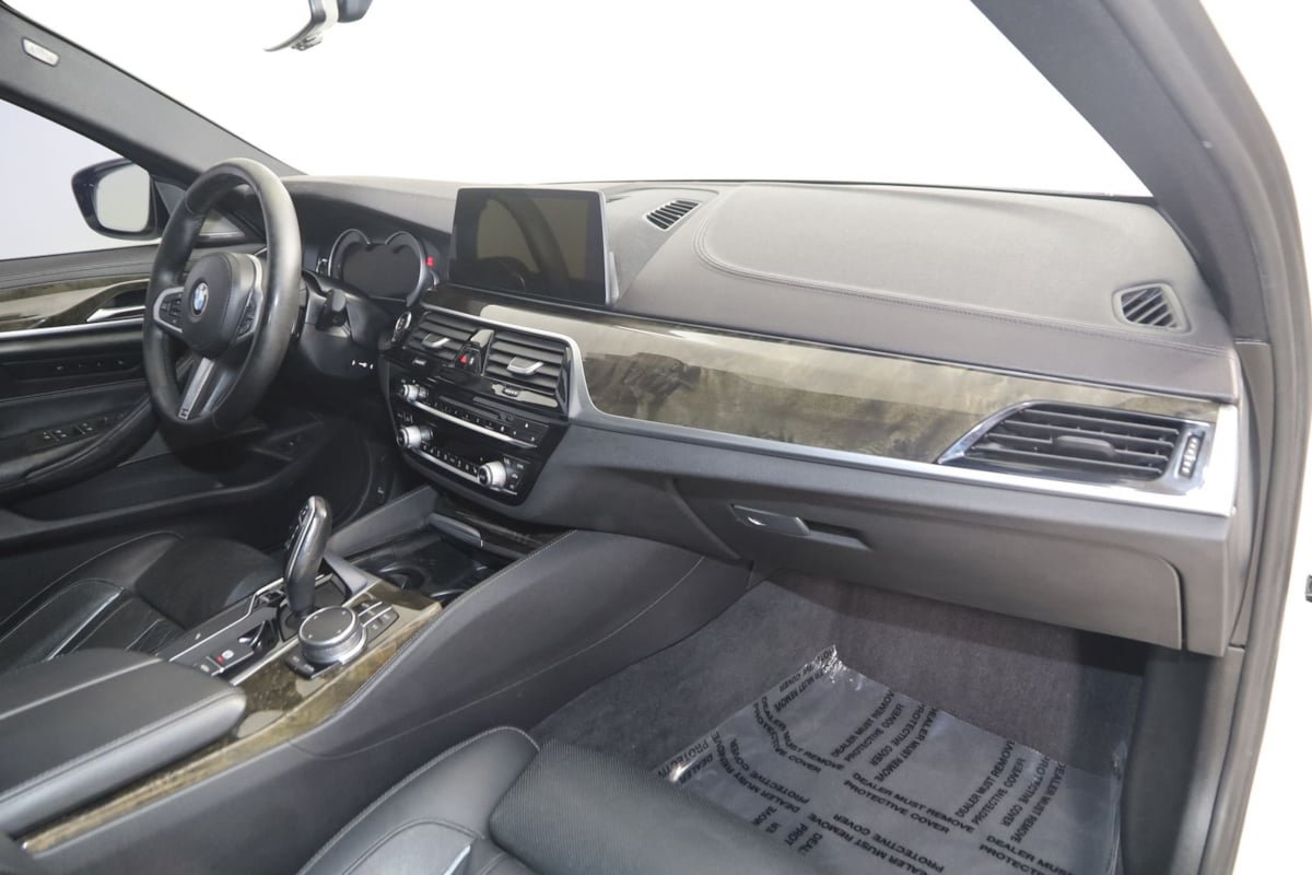 Used 2018 BMW M550i xDrive AWD/4WD image 44