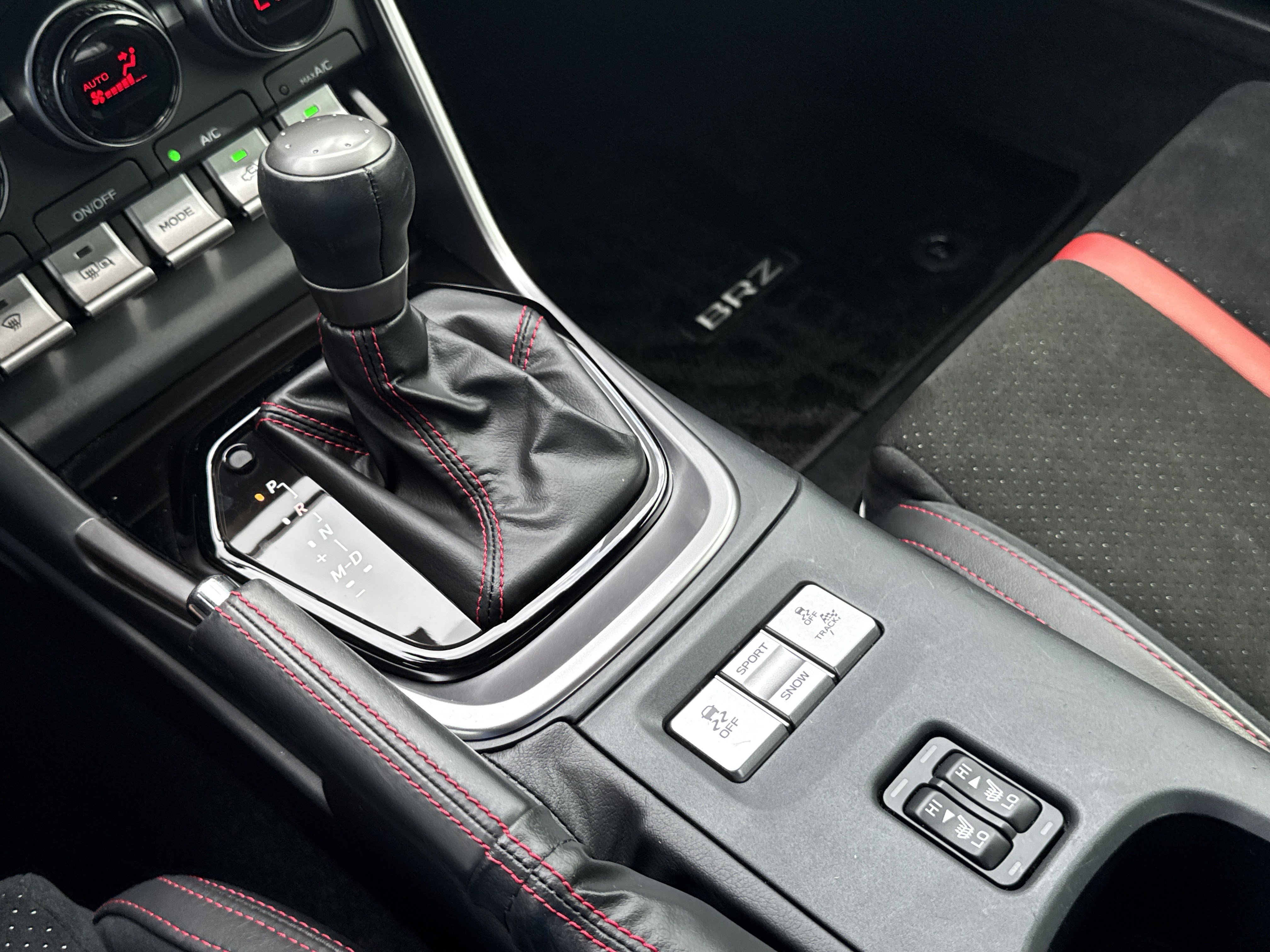 Used 2024 Subaru BRZ Limited w/ Popular Package 2 RWD image 19