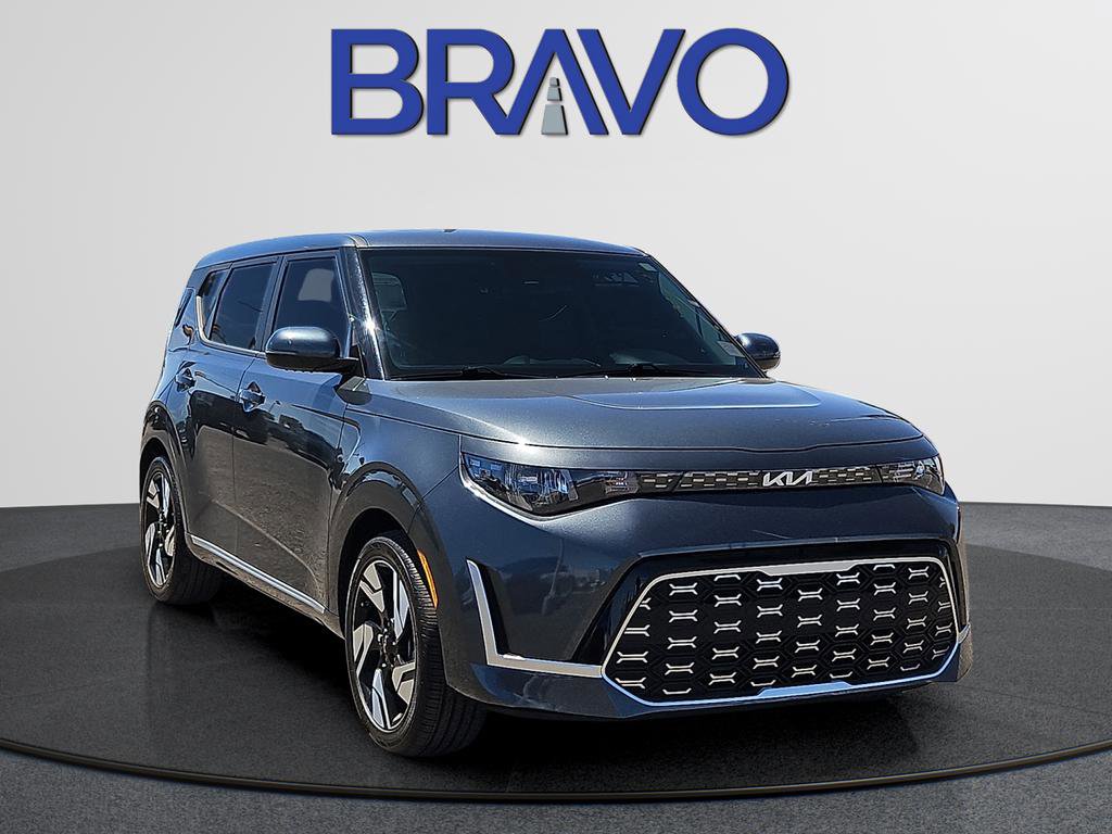 Used 2024 Kia Soul GT-Line FWD image 2