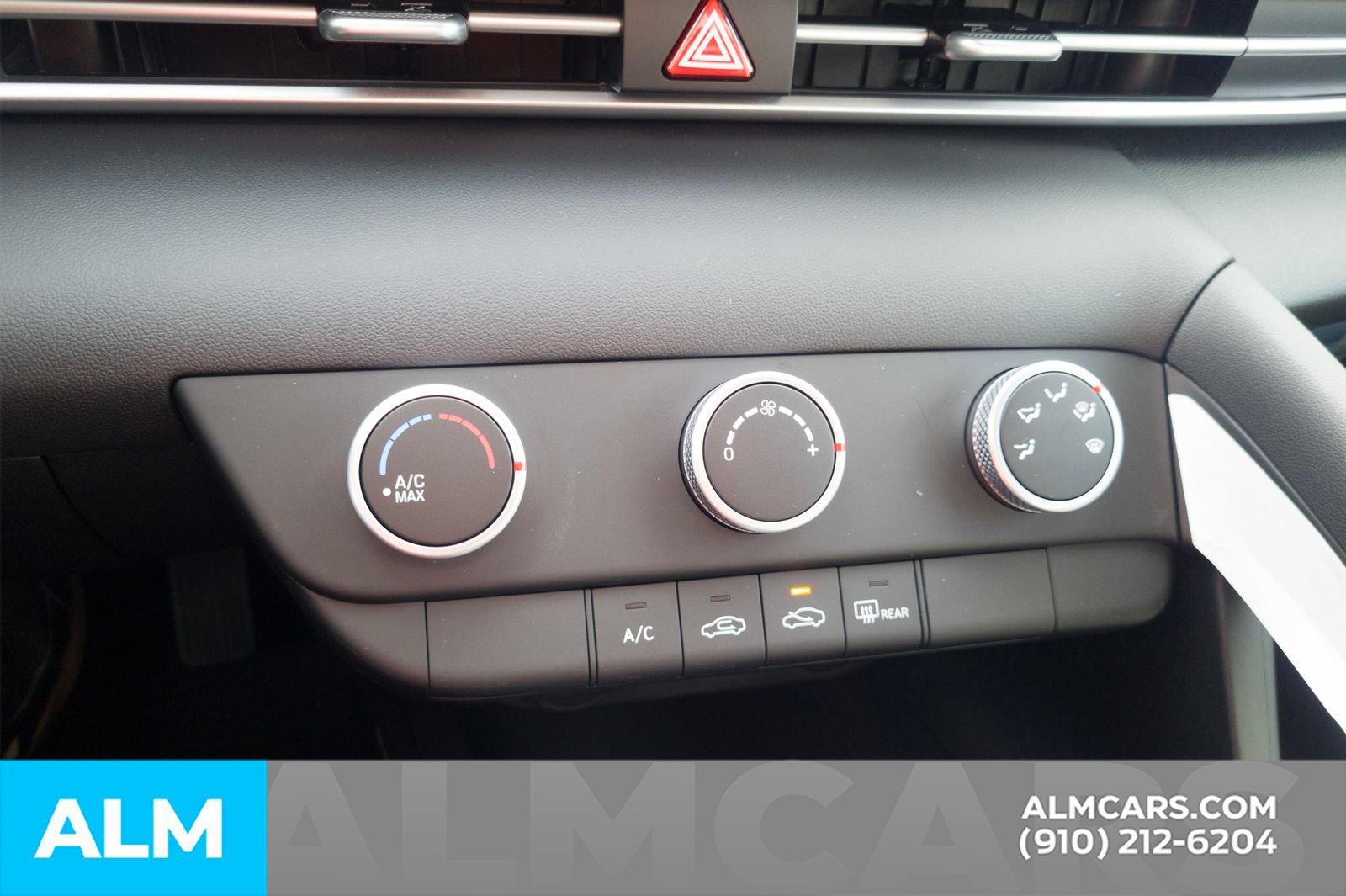 Certified 2026 Hyundai Elantra SE FWD image 23