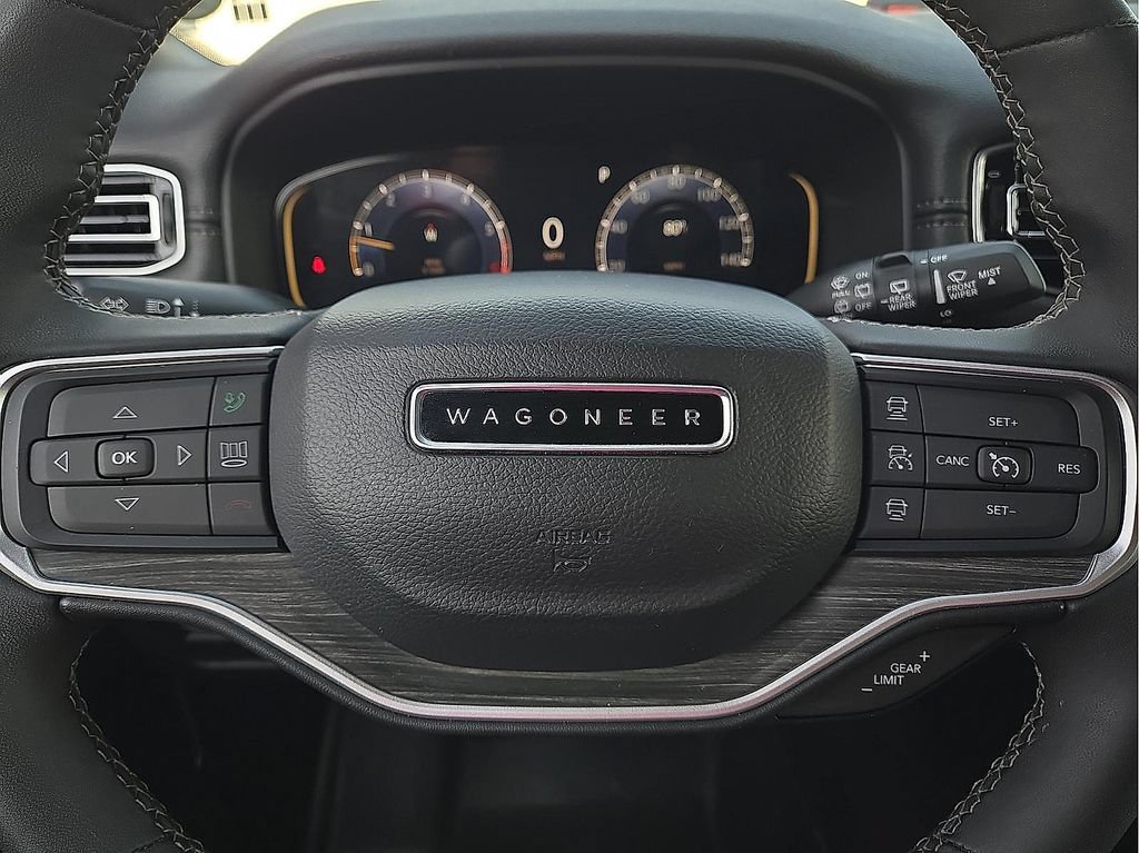 Used 2024 Jeep Wagoneer Series II AWD/4WD image 19