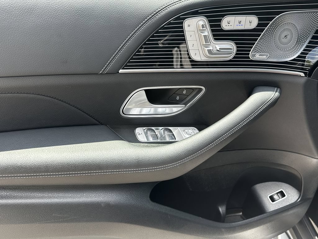 Certified 2025 Mercedes-Benz GLE 350 4MATIC image 11