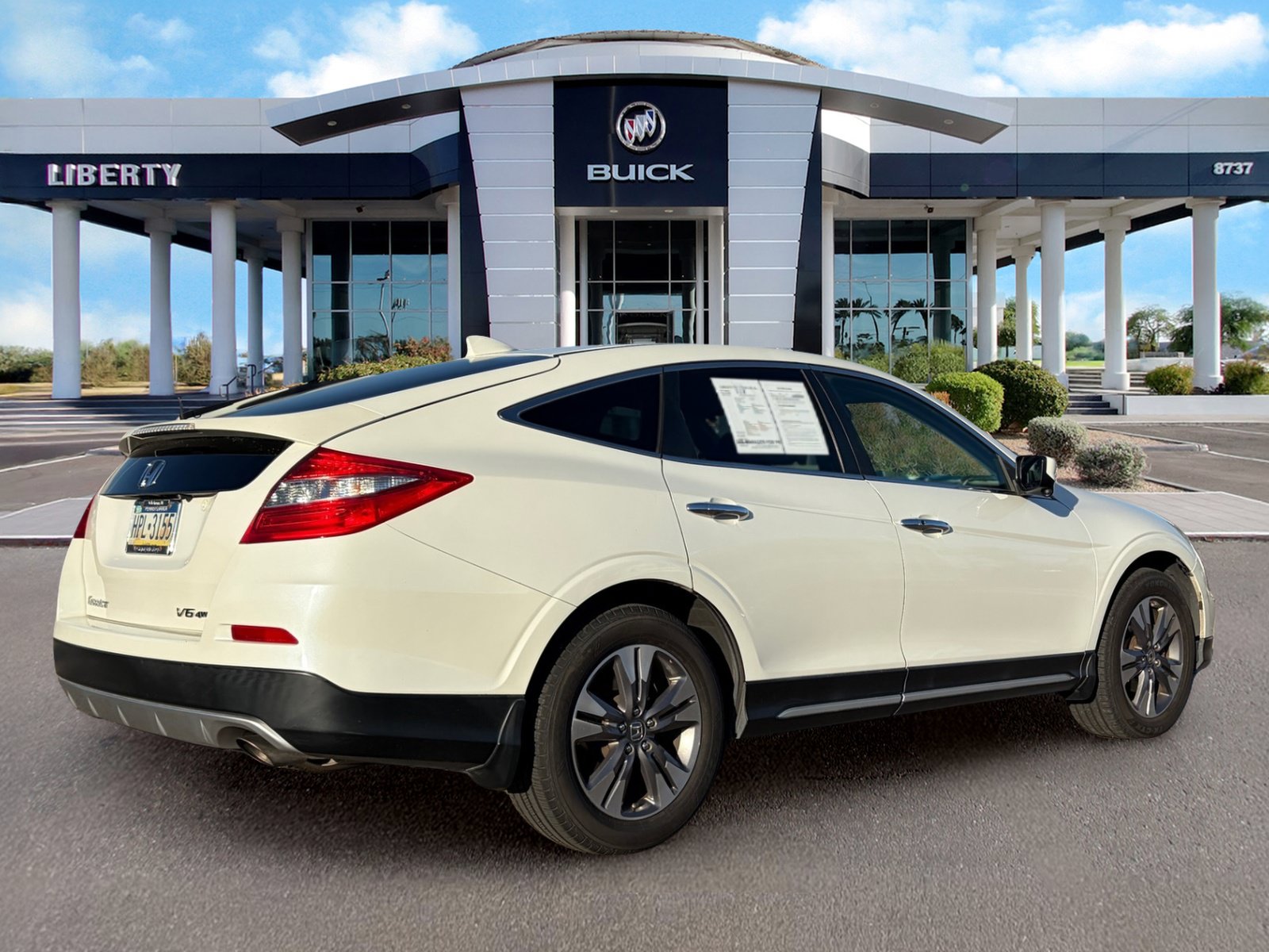 Used 2015 Honda Crosstour EX-L image 4