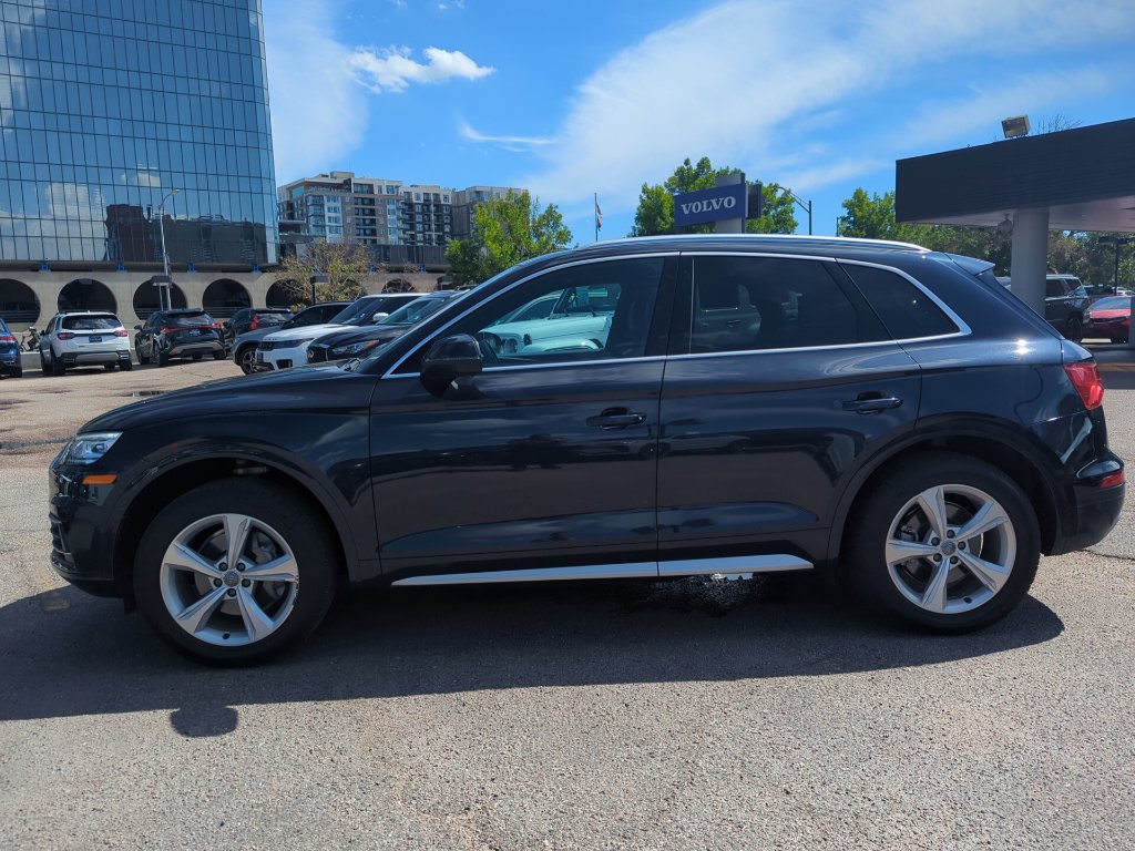 Used 2020 Audi Q5 2.0T Premium AWD/4WD image 4