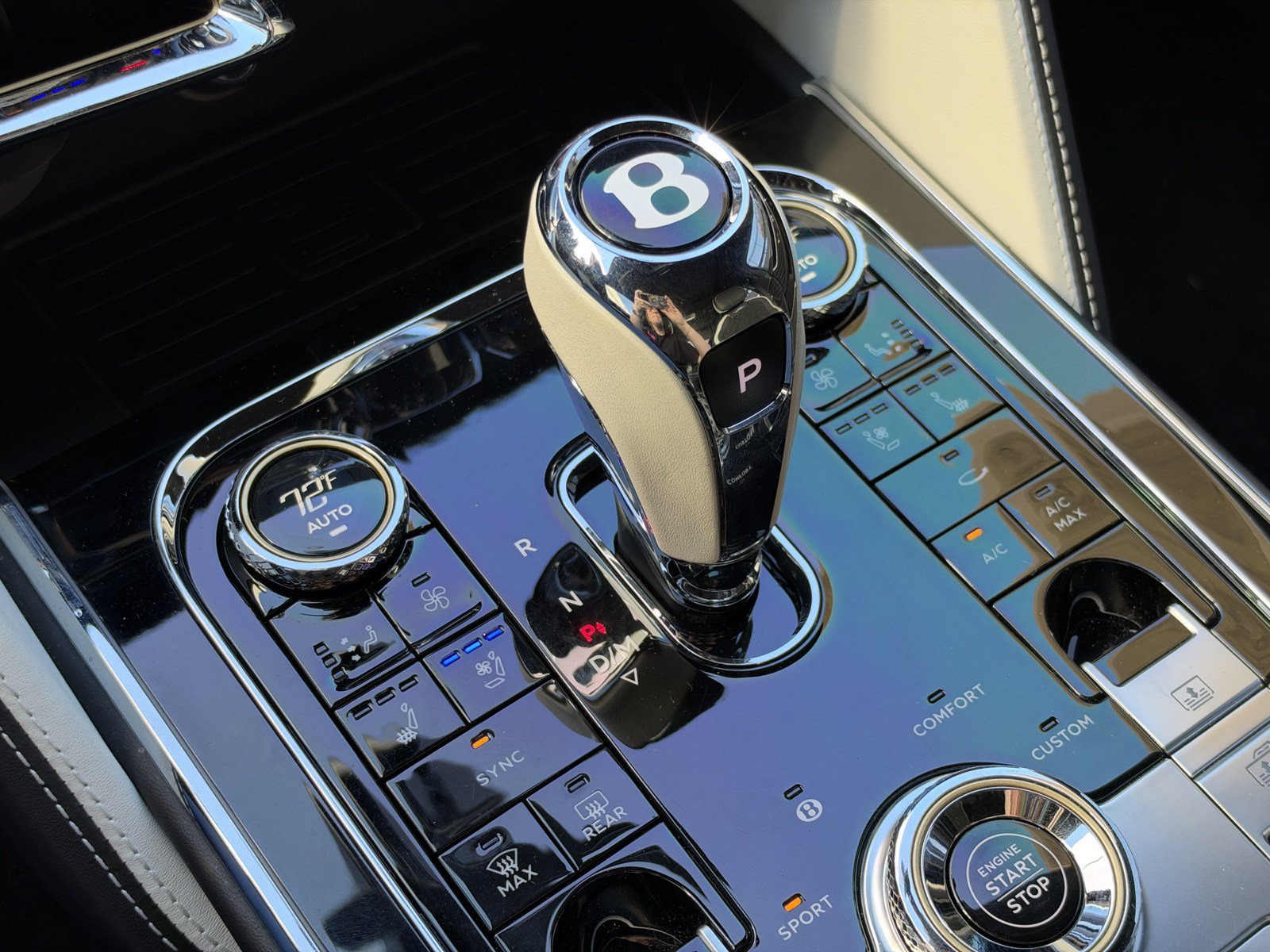 Certified 2023 Bentley Flying Spur W12 AWD/4WD image 29